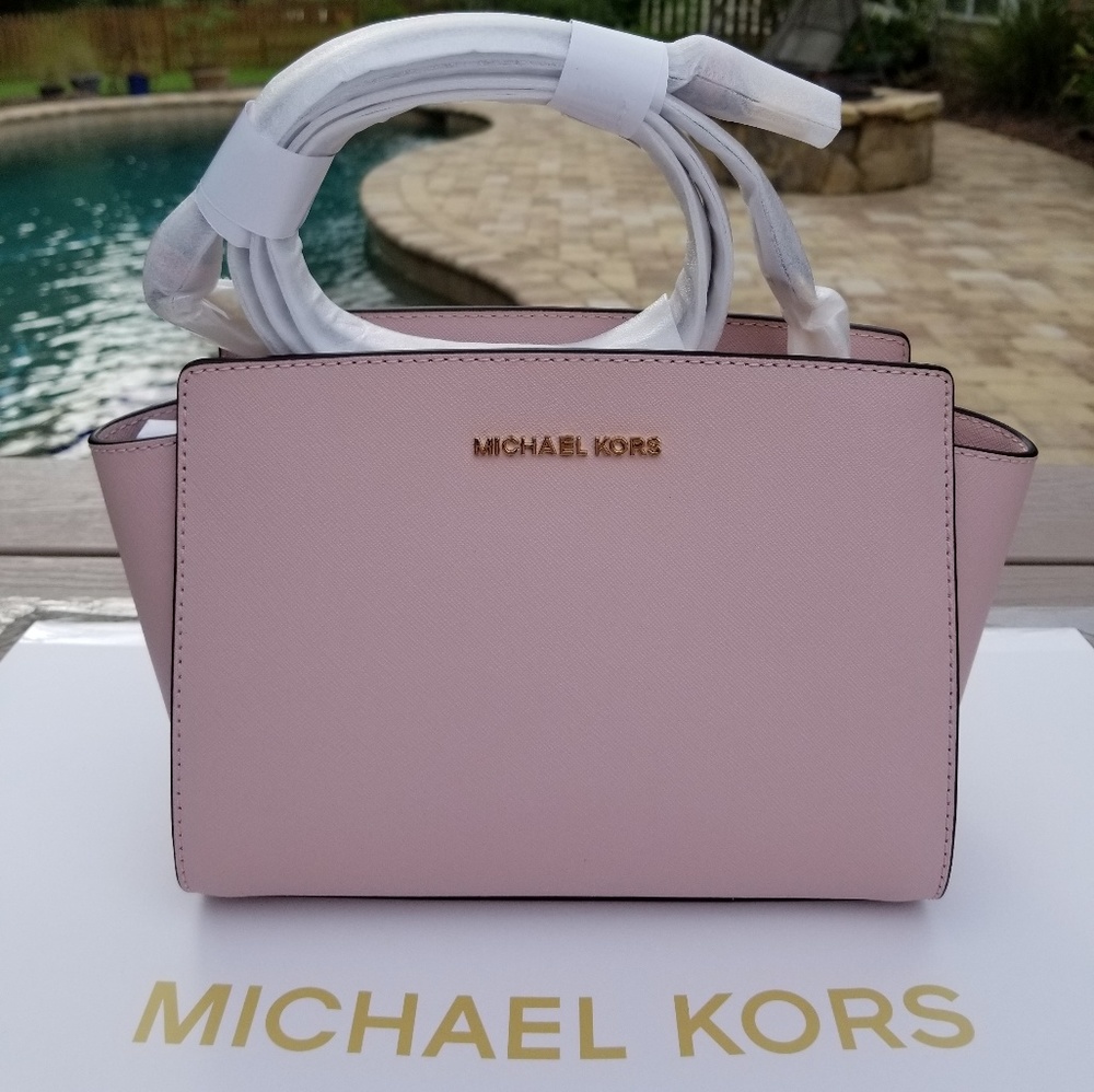 New Michael Kors Selma Bag
